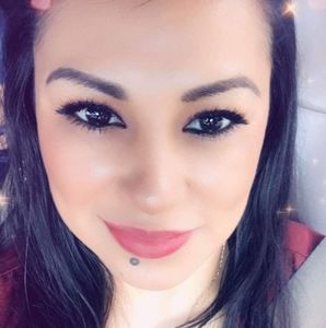 Meet your Posher, Lidia